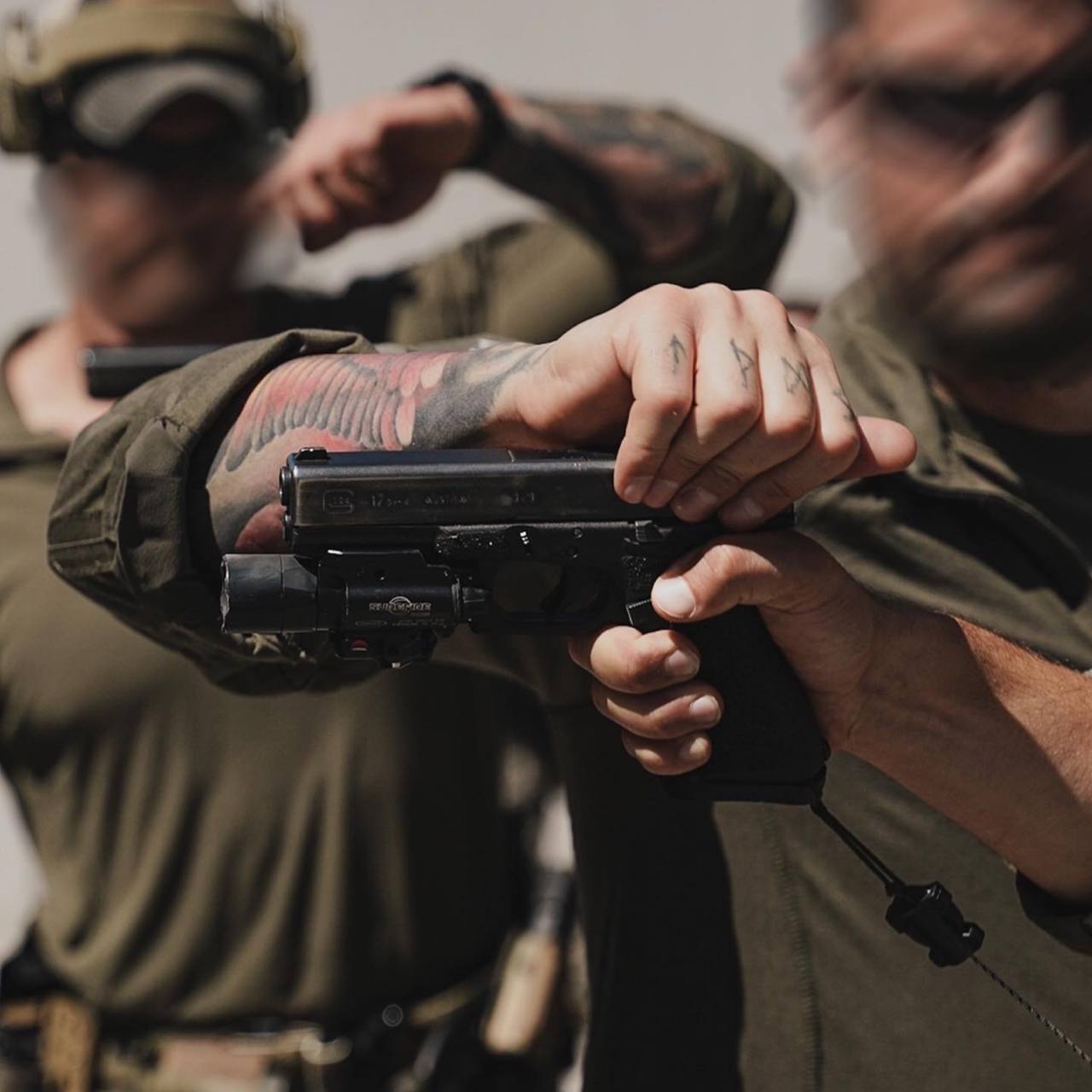 SureFire X300 Ultra и Turbo: различия луча и креплений — изображение 1