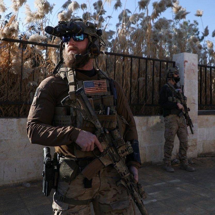 Зеленые береты 5th SFG в Сирии: снаряжение и ПНВ на шлемах — изображение 4