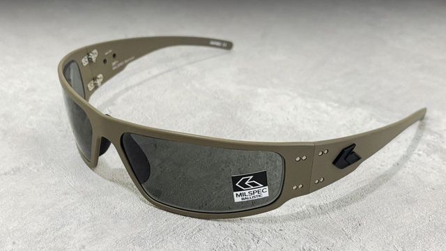 Gatorz Magnum Smoke и Photochromic: постоянное затемнение или одна линза для различного освещения — изображение 1